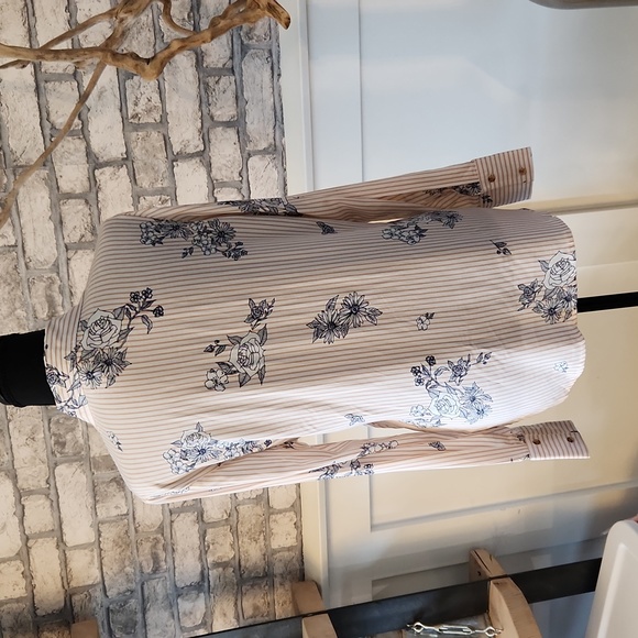 Blouse - Picture 3 of 6